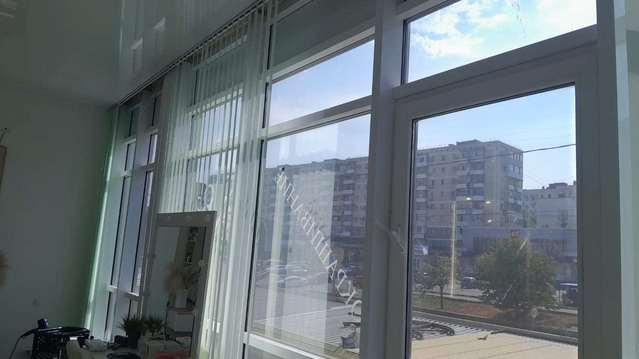 Замерить и установить солнцезащитные жалюзи